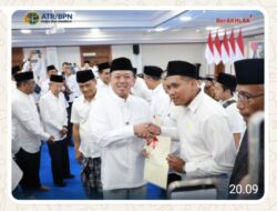 Serahkan 243 Sertipikat Tanah Wakaf di Jawa Tengah, Menteri Nusron: Bagian dari Program Prioritas Nasional Selesaikan Kepastian Hukum Aset Umat