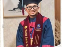 Ronal Satria Kadis BKPSDM Kab. Tanah Datar Raih Gelar Magister dari UIN Batusangkar