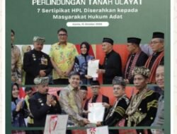 Kepala Kantor Pertanahan Kab Tanah Datar Ikuti Penyerahan Sertifikat HPL kepada Masyarakat Adat
