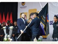 Fadly Amran Kukuhkan Soliditas Nasdem Padang Panjang, 16 DPRT Resmi Dilantik